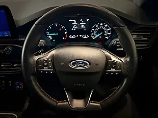 Used 2021 Ford Focus ST-Line Blue - Interior and Exterior details 17