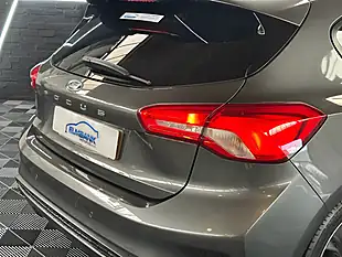 Used 2021 Ford Focus ST-Line Grey - Interior and Exterior details 16