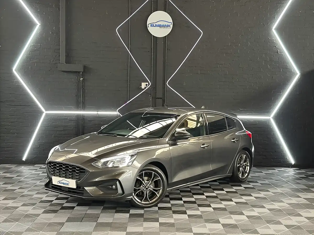 Used 2021 Ford Focus ST-Line Grey - Interior and Exterior details 5