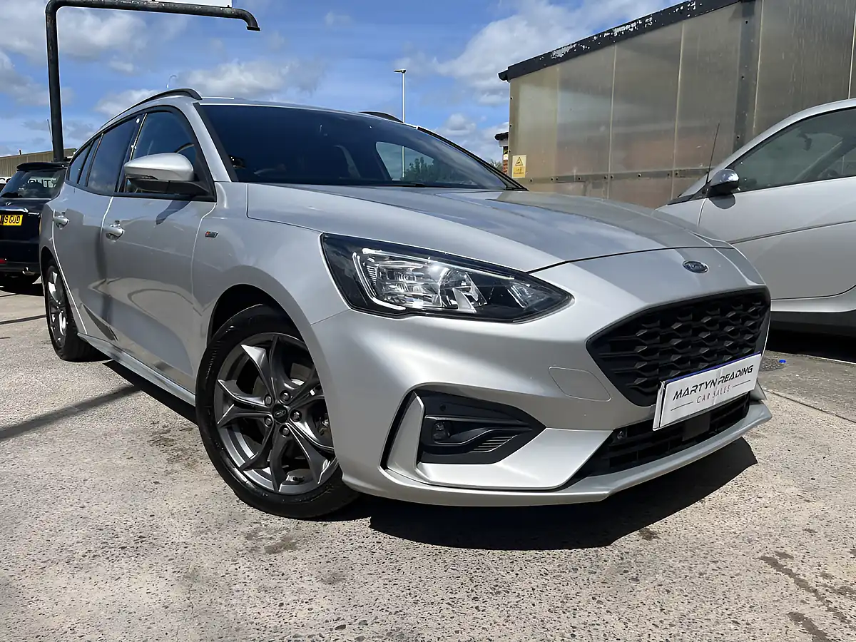 Used 2021 Ford Focus ST-Line Silver - Front View
