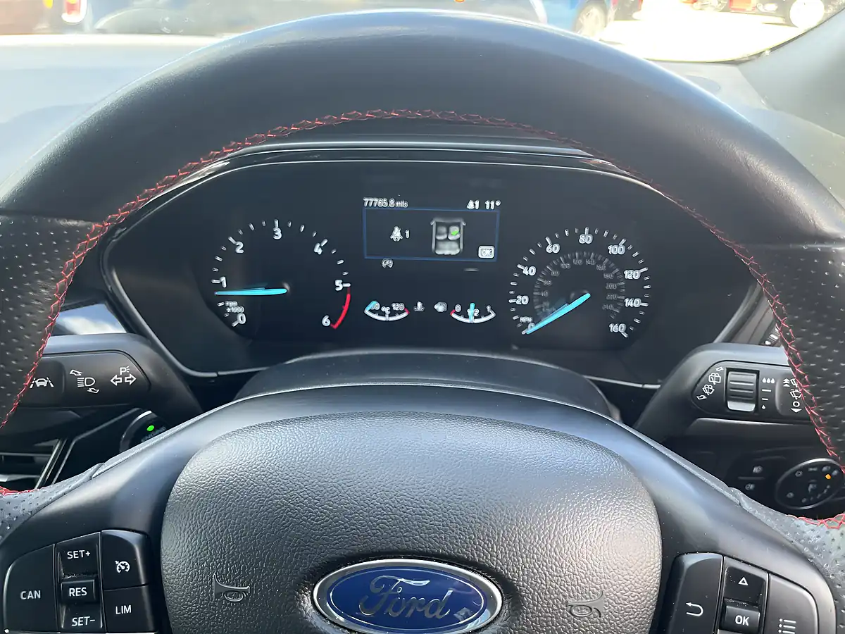 Used 2021 Ford Focus ST-Line Silver - Interior and Exterior details 16