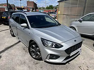 Used 2021 Ford Focus ST-Line Silver - Interior and Exterior details 4