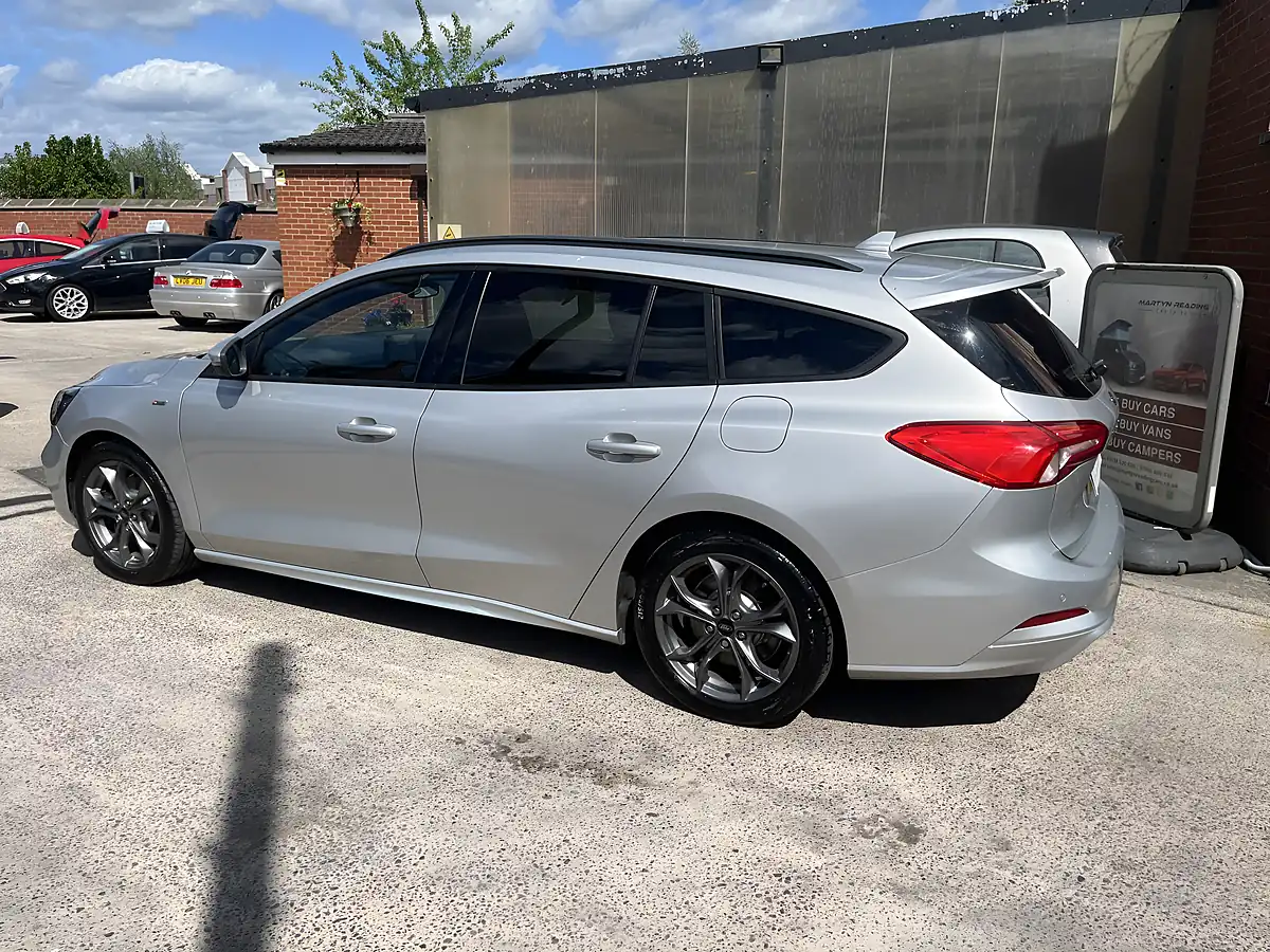 Used 2021 Ford Focus ST-Line Silver - Interior and Exterior details 6