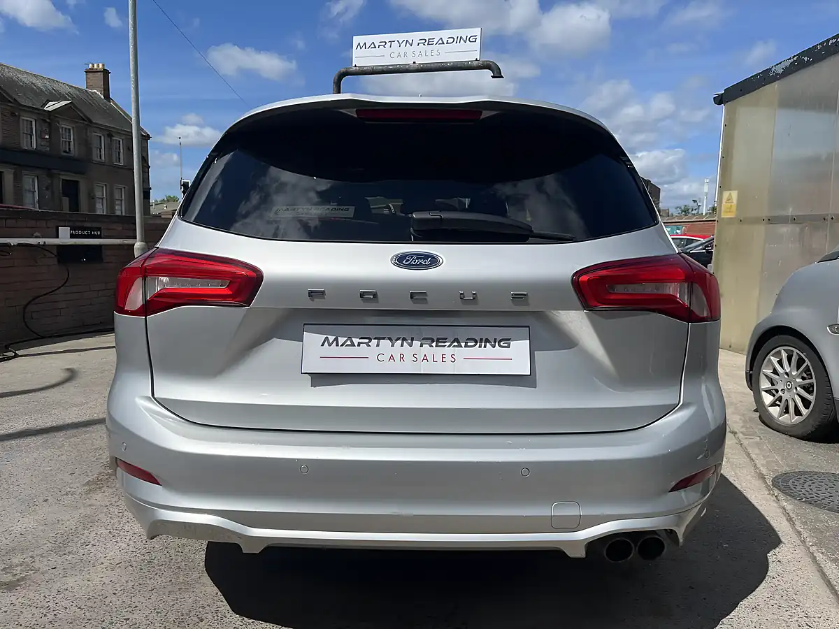 Used 2021 Ford Focus ST-Line Silver - Interior and Exterior details 7