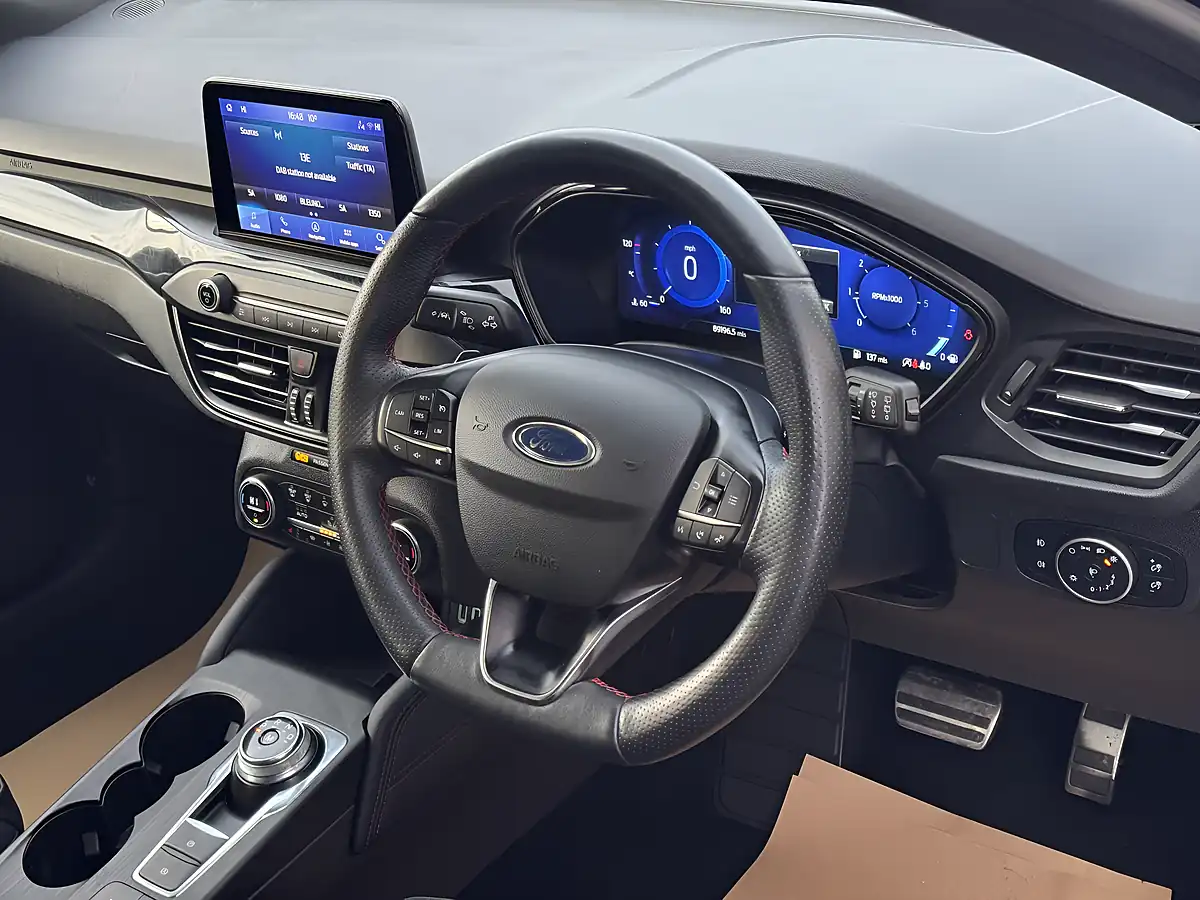 Used 2021 Ford Focus ST-Line X Black - Interior and Exterior details 14