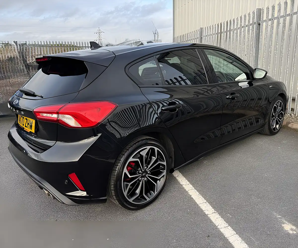 Used 2021 Ford Focus ST-Line X Black - Interior and Exterior details 5
