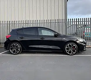 Used 2021 Ford Focus ST-Line X Black - Interior and Exterior details 7