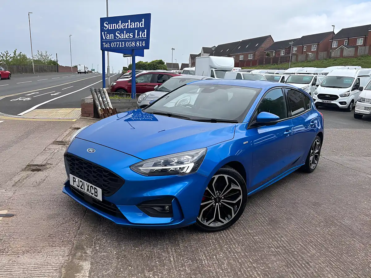 Used 2021 Ford Focus ST-Line X Blue - Front View