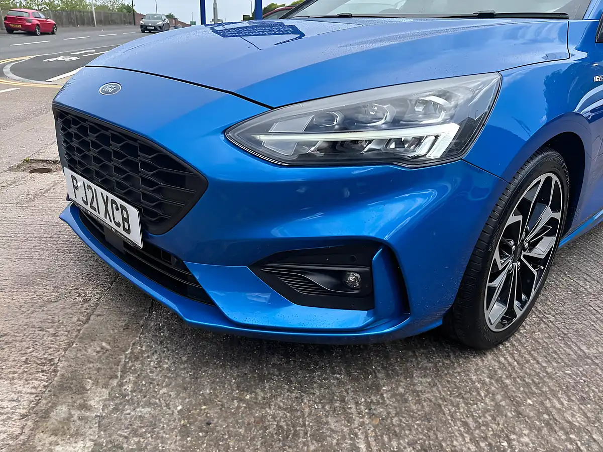 Used 2021 Ford Focus ST-Line X Blue - Interior and Exterior details 3