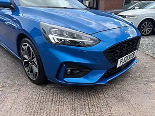 Used 2021 Ford Focus ST-Line X Blue - Interior and Exterior details 4
