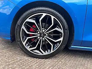 Used 2021 Ford Focus ST-Line X Blue - Interior and Exterior details 8