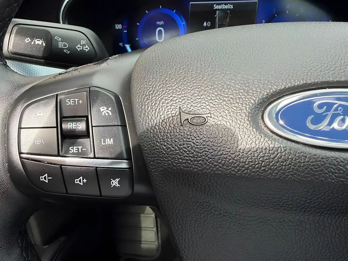 Used 2021 Ford Focus ST-Line X Blue - Interior and Exterior details 12