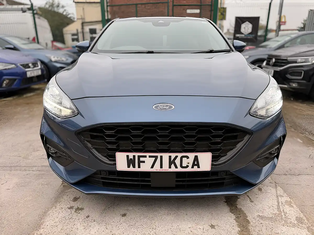 Used 2021 Ford Focus ST-Line X Blue - Interior and Exterior details 7