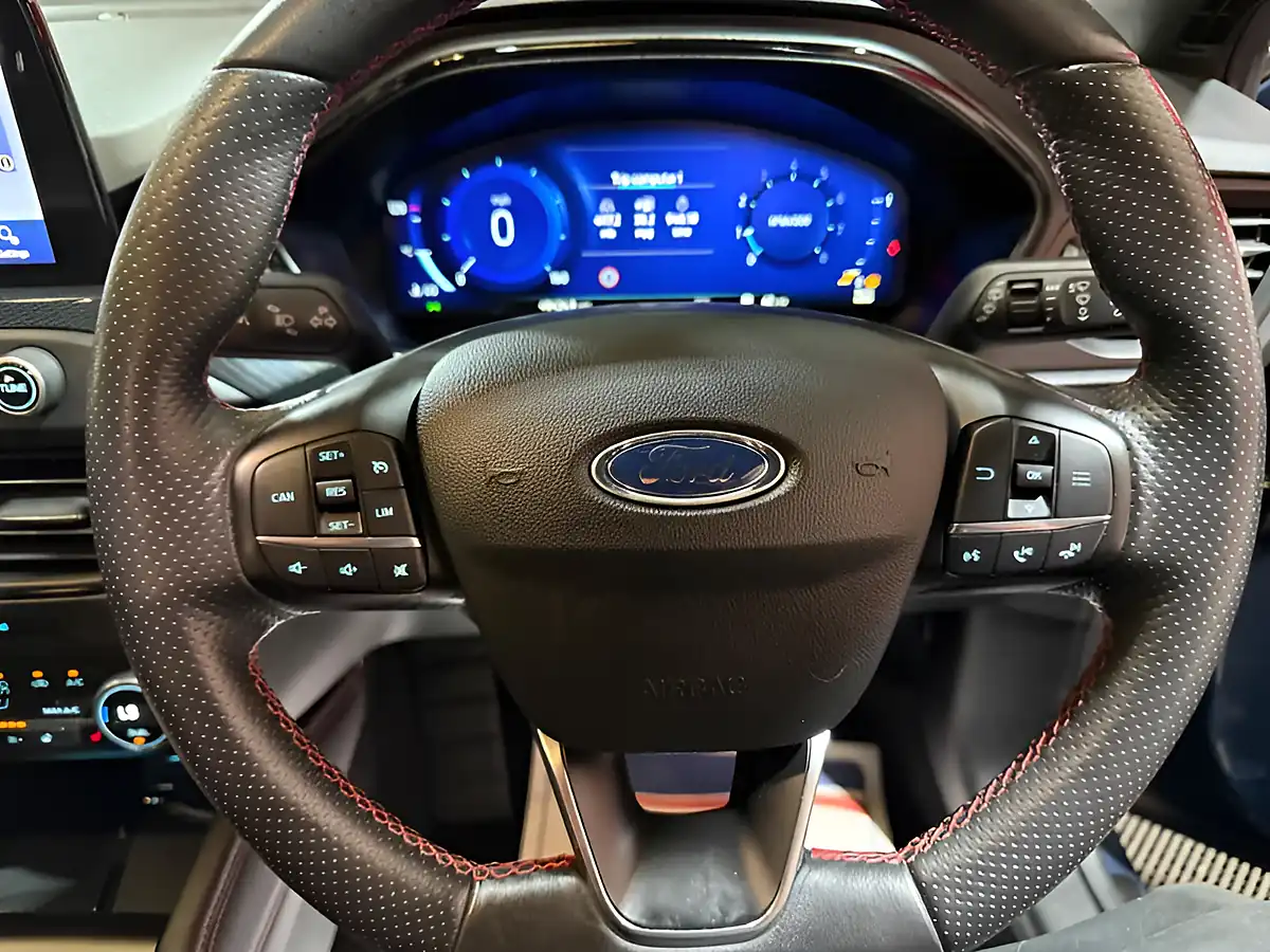 Used 2021 Ford Focus ST-Line X Edition Blue - Interior and Exterior details 17