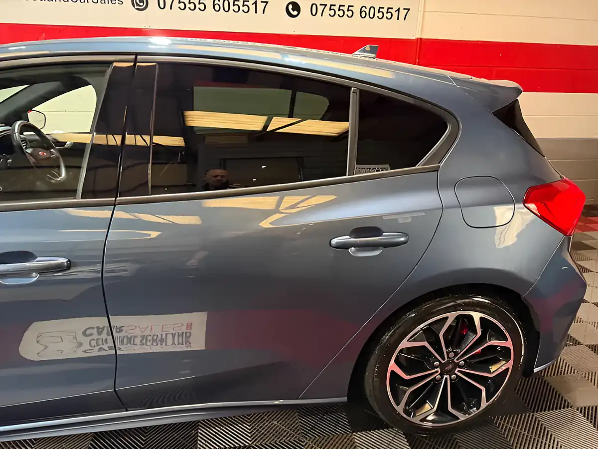 Used 2021 Ford Focus ST-Line X Edition Blue - Interior and Exterior details 4