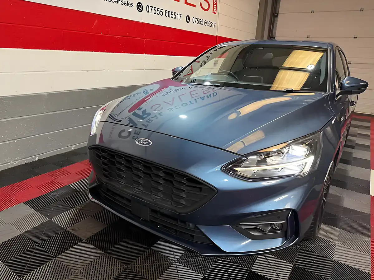 Used 2021 Ford Focus ST-Line X Edition Blue - Interior and Exterior details 7
