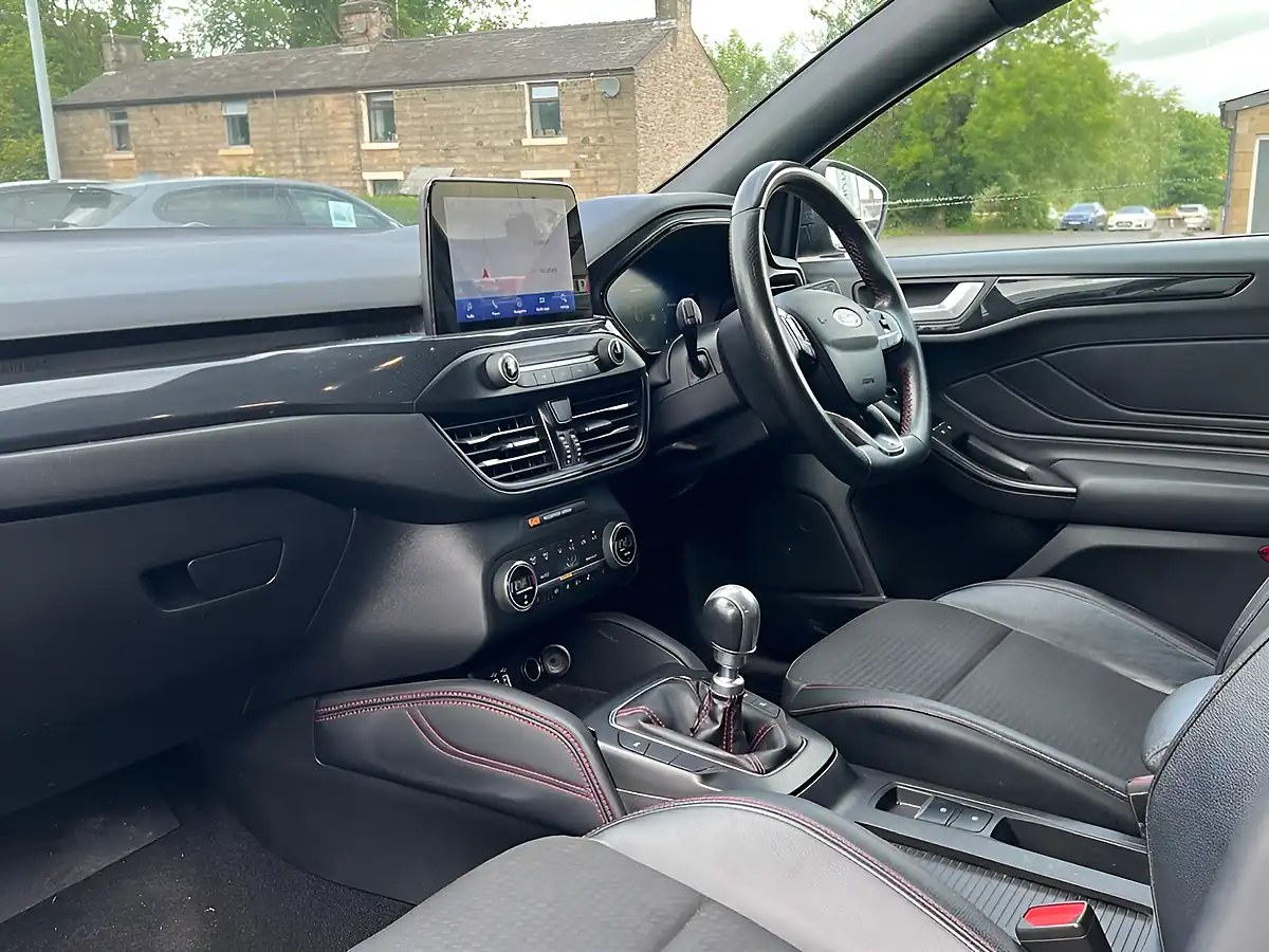 Used 2021 Ford Focus ST-Line X Magnetic Grey - Interior and Exterior details 8