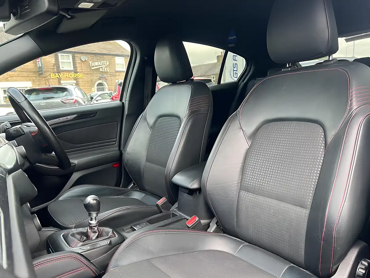 Used 2021 Ford Focus ST-Line X Magnetic Grey - Interior and Exterior details 9