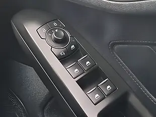 Used 2021 Ford Focus Titanium Black - Interior and Exterior details 20