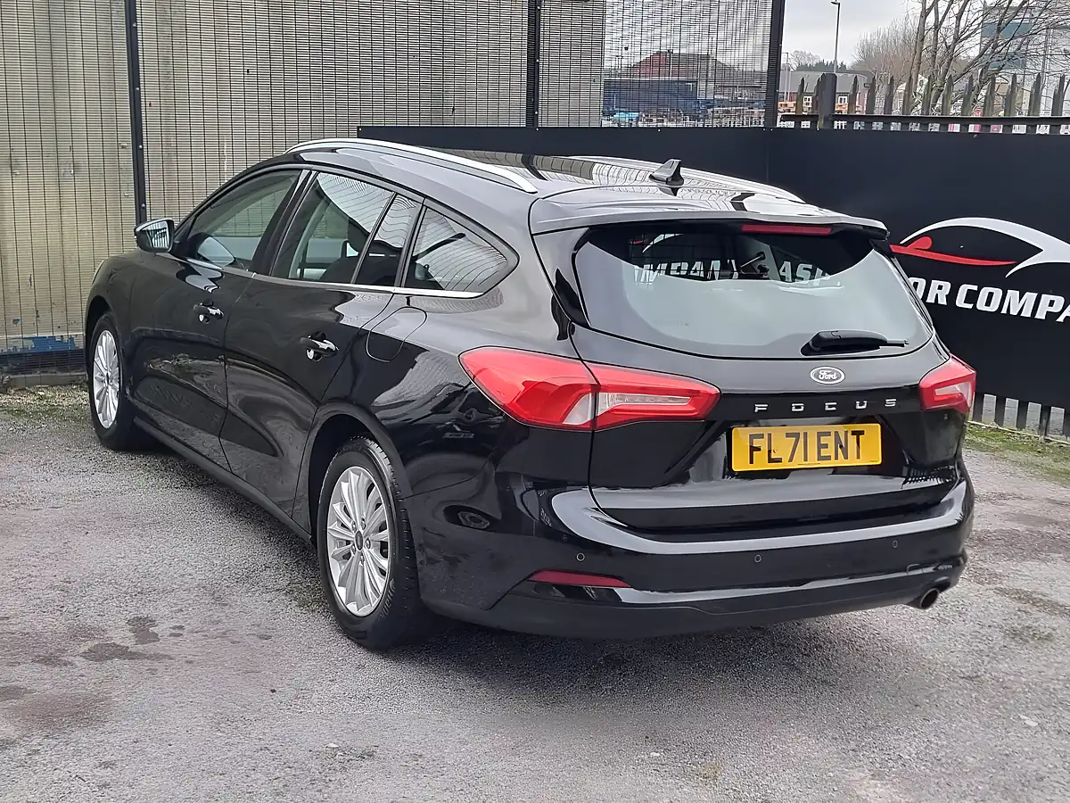 Used 2021 Ford Focus Titanium Black - Interior and Exterior details 6