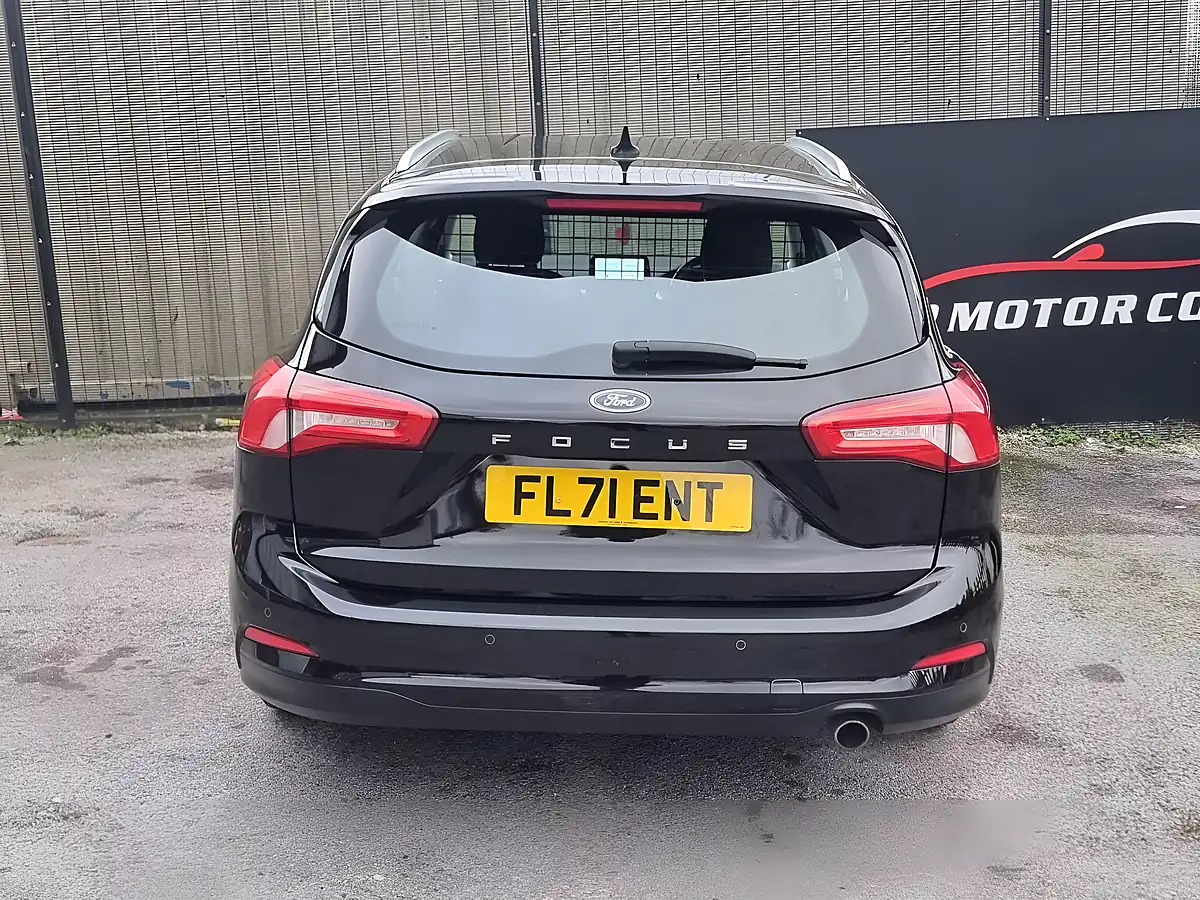 Used 2021 Ford Focus Titanium Black - Interior and Exterior details 7