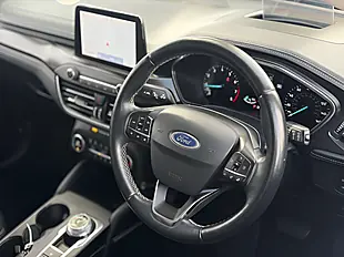 Used 2021 Ford Focus Vignale Frozen White - Interior and Exterior details 12