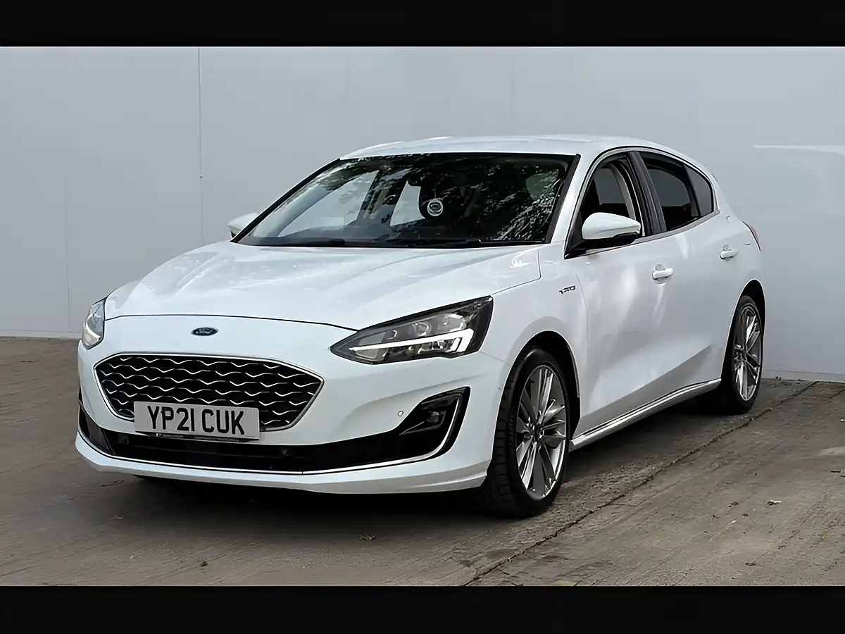 Used 2021 Ford Focus Vignale Frozen White - Interior and Exterior details 14