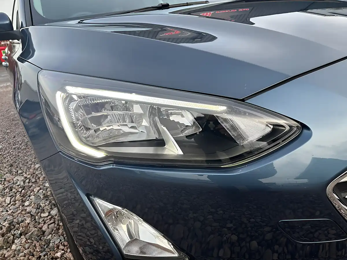 Used 2021 Ford Focus Zetec Blue - Interior and Exterior details 12
