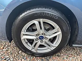 Used 2021 Ford Focus Zetec Blue - Interior and Exterior details 18