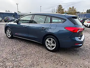 Used 2021 Ford Focus Zetec Blue - Interior and Exterior details 9