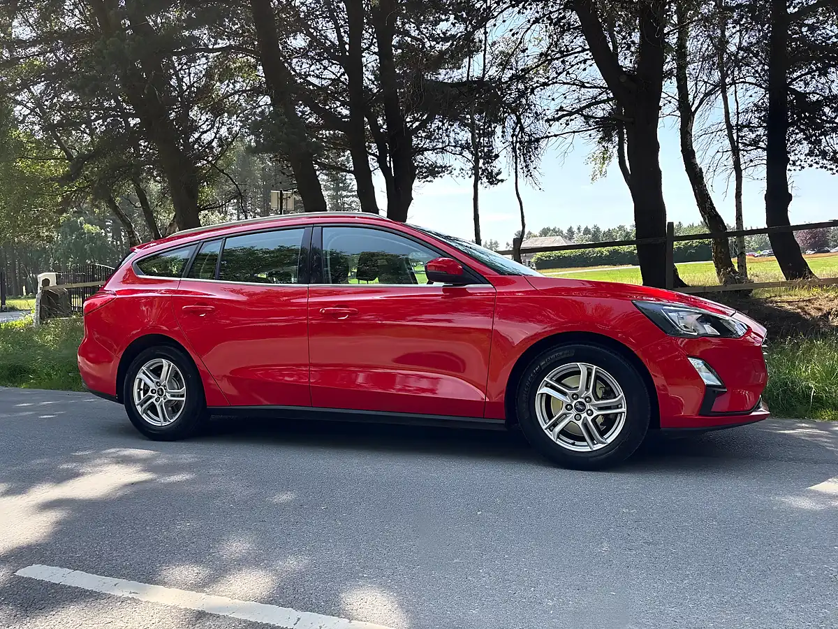 Used 2021 Ford Focus Zetec Red - Interior and Exterior details 3