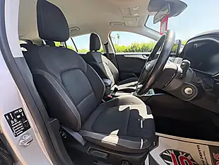 Used 2021 Ford Focus Zetec Silver - Interior and Exterior details 9