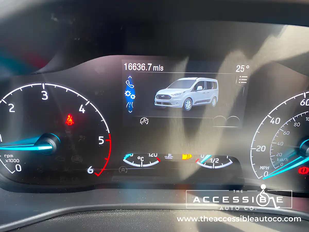 Used 2021 Ford Grand Tourneo Connect Zetec Grand Tourneo Blue - Interior and Exterior details 17