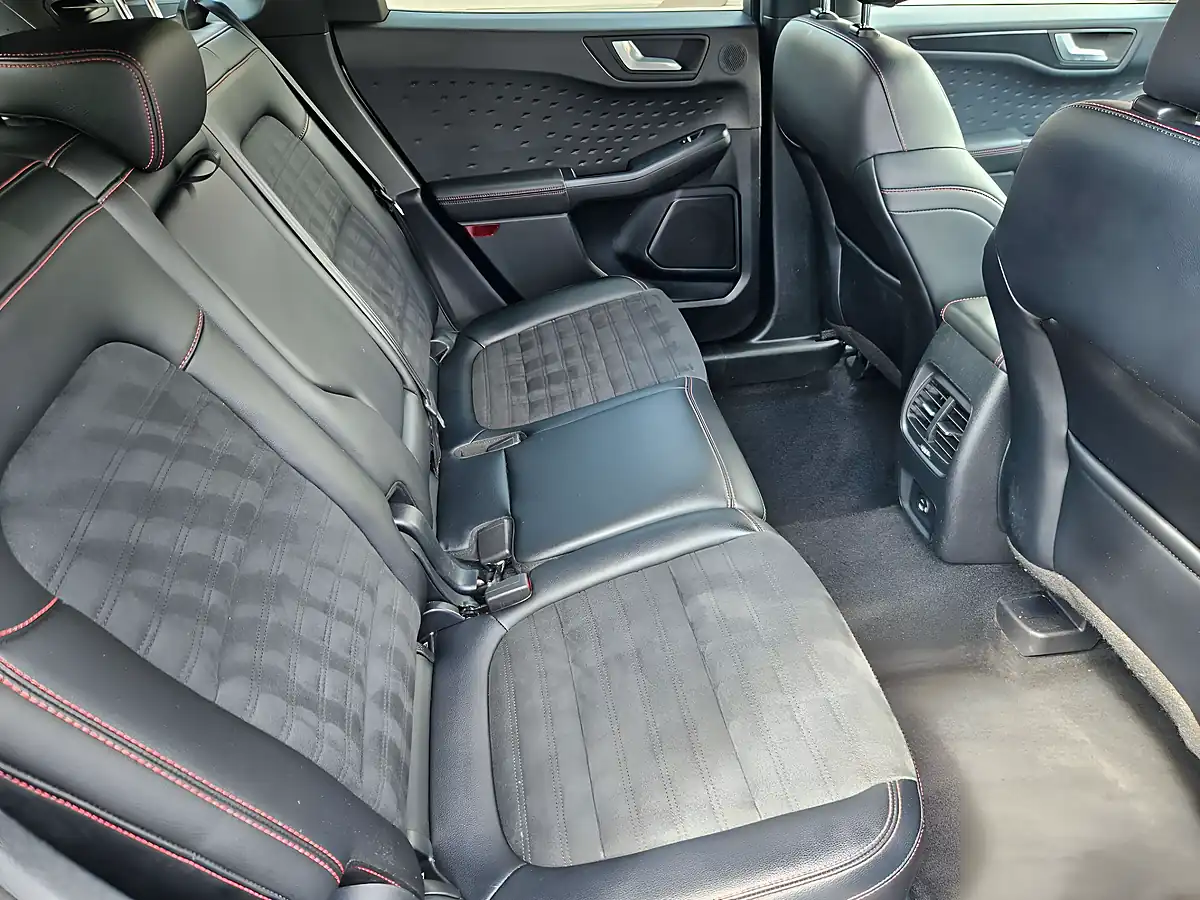 Used 2021 Ford Kuga ST-Line Silver - Interior and Exterior details 12