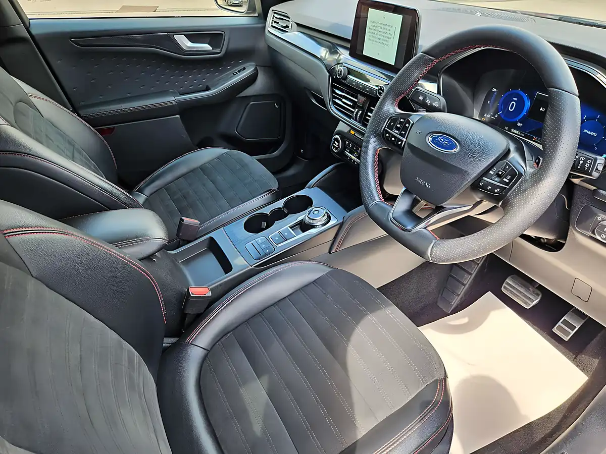 Used 2021 Ford Kuga ST-Line Silver - Interior and Exterior details 13