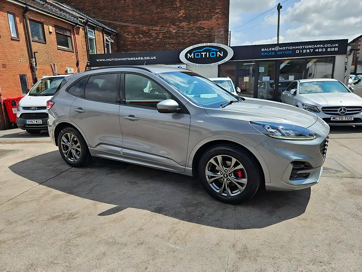 Used 2021 Ford Kuga ST-Line Silver - Interior and Exterior details 5