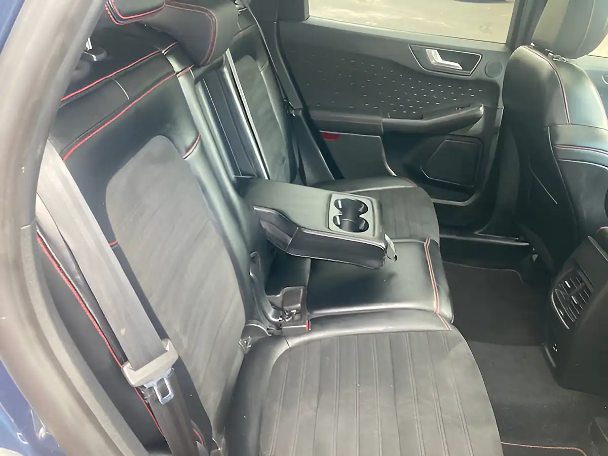 Used 2021 Ford Kuga ST-Line X Blue - Interior and Exterior details 6