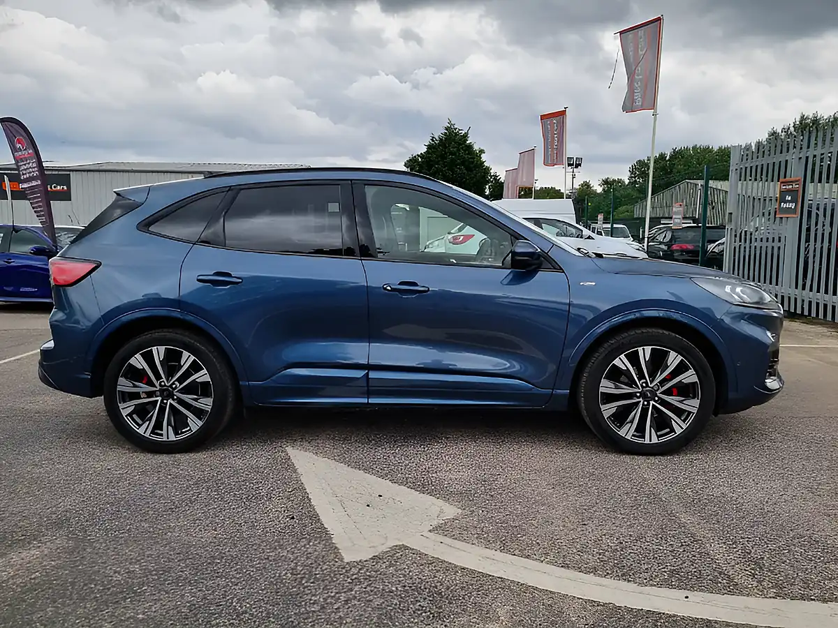 Used 2021 Ford Kuga ST-Line X Edition Blue - Interior and Exterior details 8