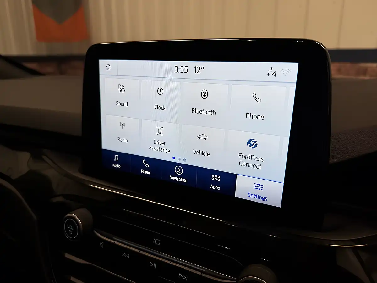 Used 2021 Ford Kuga ST-Line X Edition Magnetic Grey - Interior and Exterior details 16