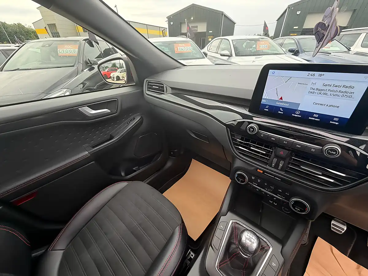 Used 2021 Ford Kuga ST-Line X Edition Red - Interior and Exterior details 12