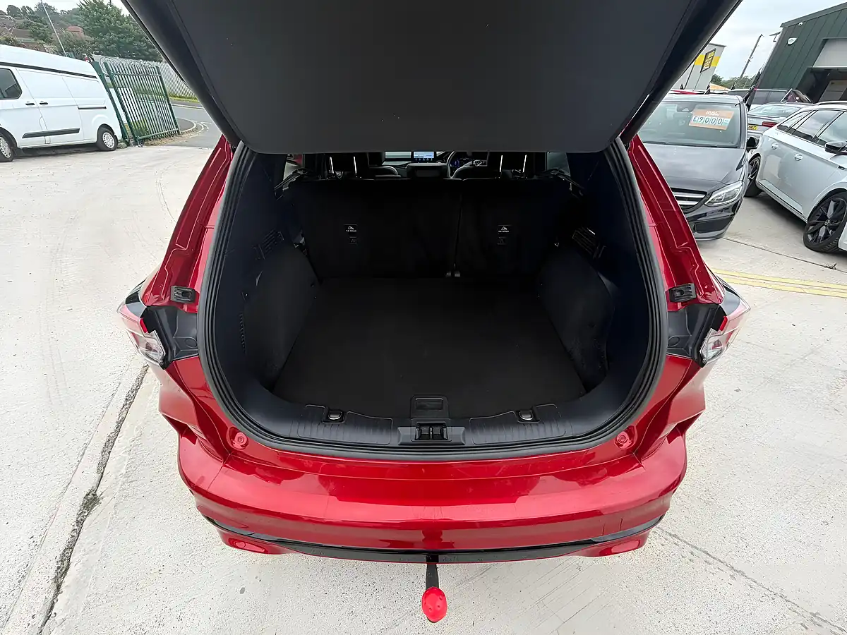 Used 2021 Ford Kuga ST-Line X Edition Red - Interior and Exterior details 18