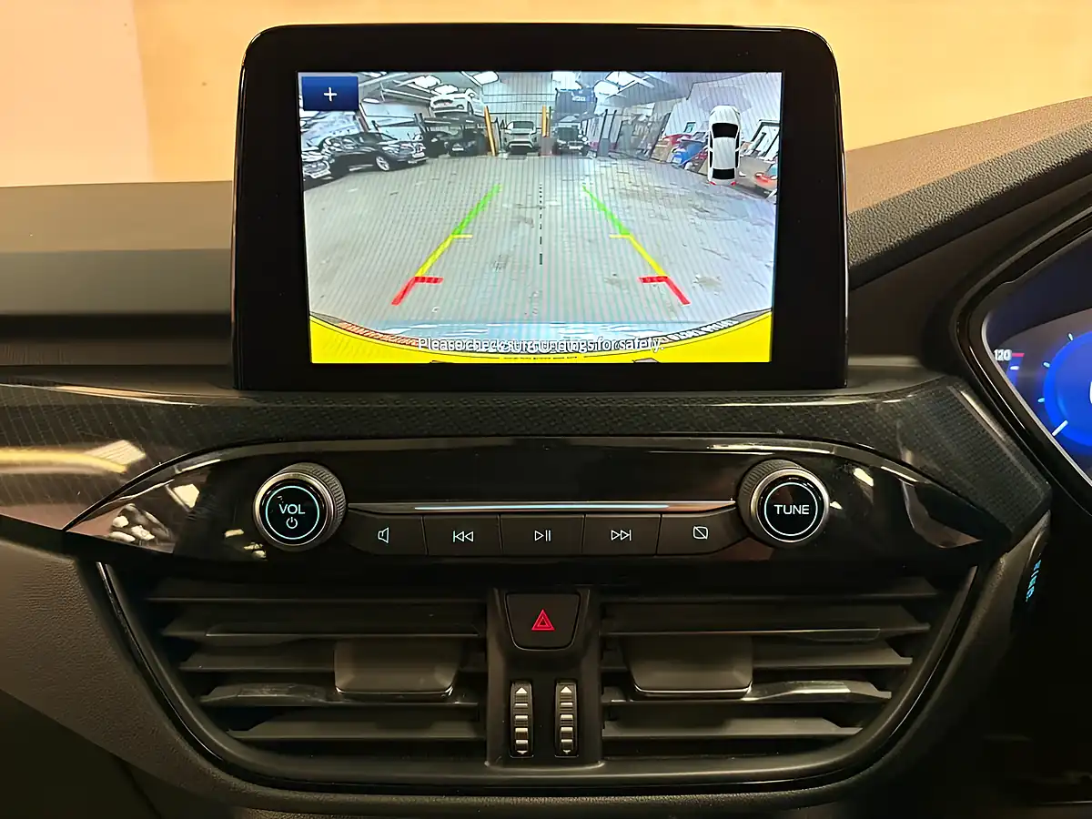 Used 2021 Ford Kuga ST-Line X Edition Silver - Interior and Exterior details 13