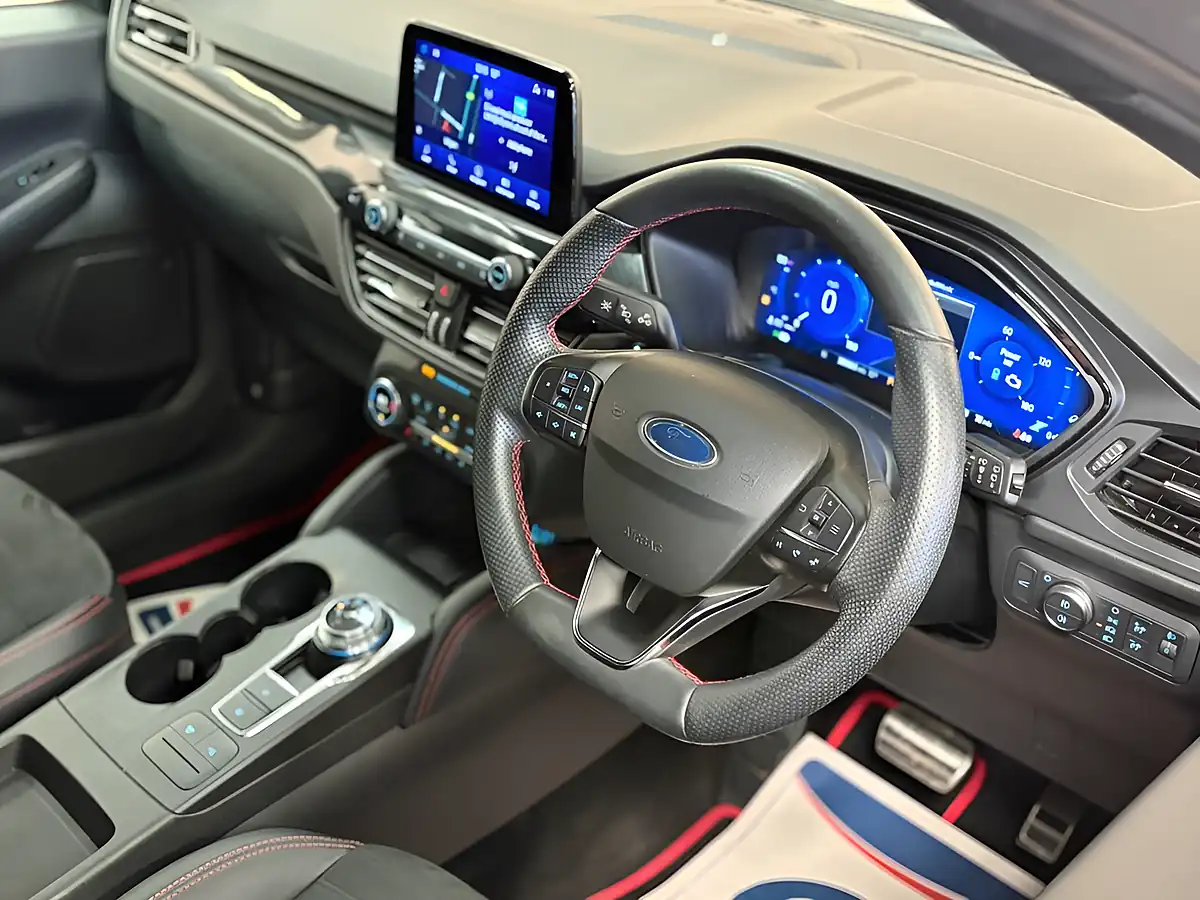 Used 2021 Ford Kuga ST-Line X Edition Silver - Interior and Exterior details 6
