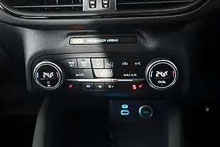 Used 2021 Ford Kuga ST-Line X White - Interior and Exterior details 17