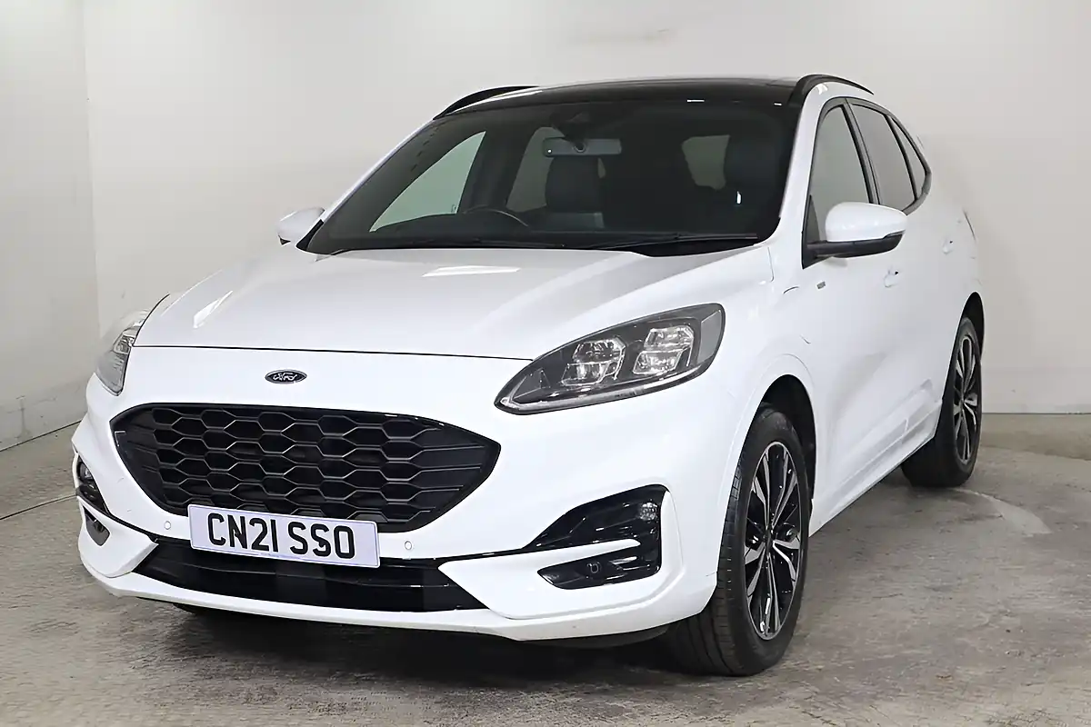 Used 2021 Ford Kuga ST-Line X White - Interior and Exterior details 3