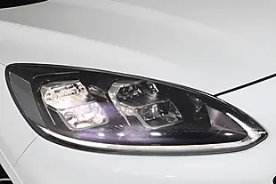 Used 2021 Ford Kuga ST-Line X White - Interior and Exterior details 9