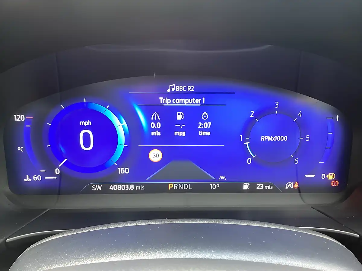 Used 2021 Ford Kuga Titanium Edition Frozen White - Interior and Exterior details 15
