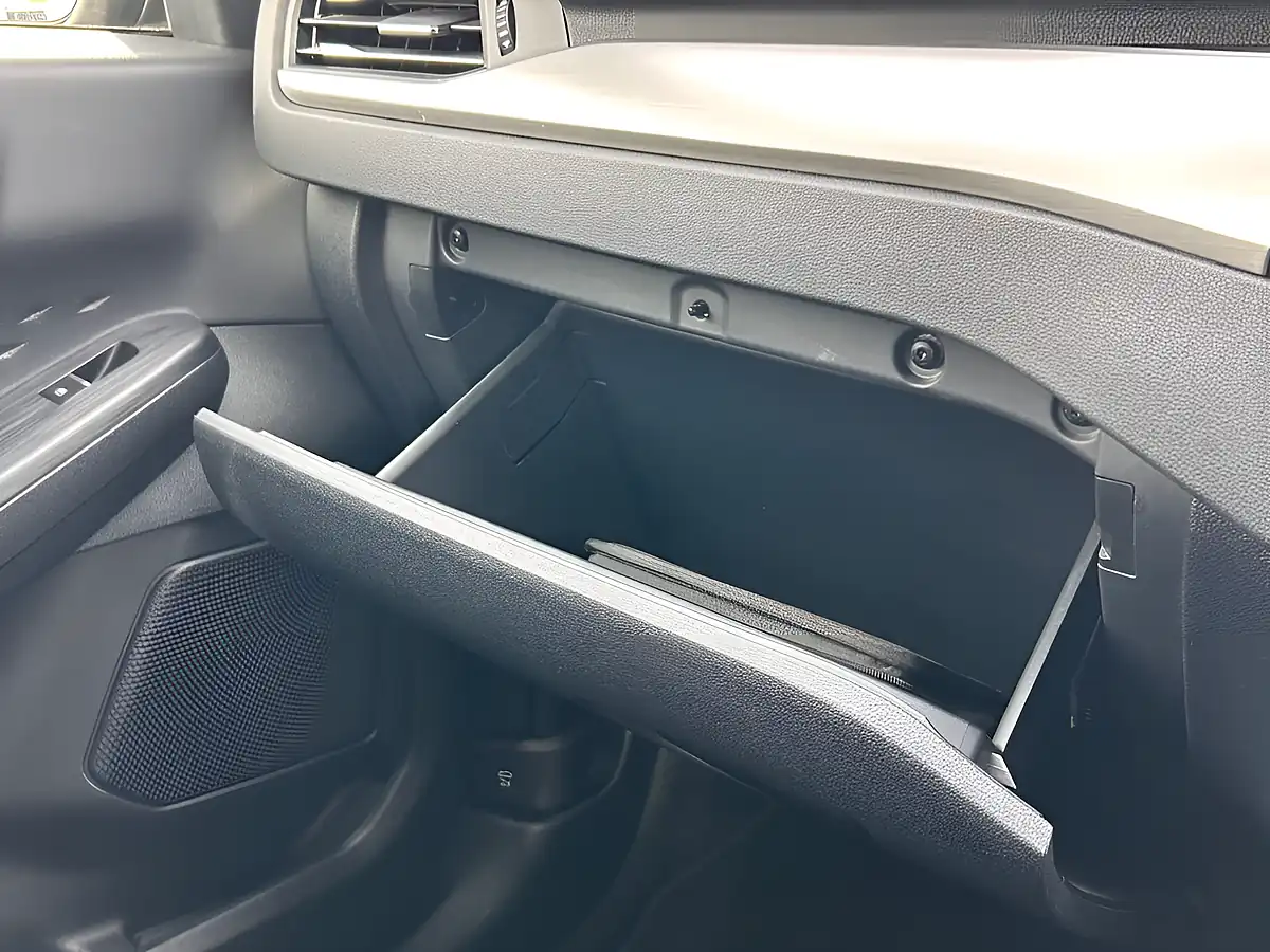 Used 2021 Ford Kuga Titanium Edition Grey - Interior and Exterior details 15
