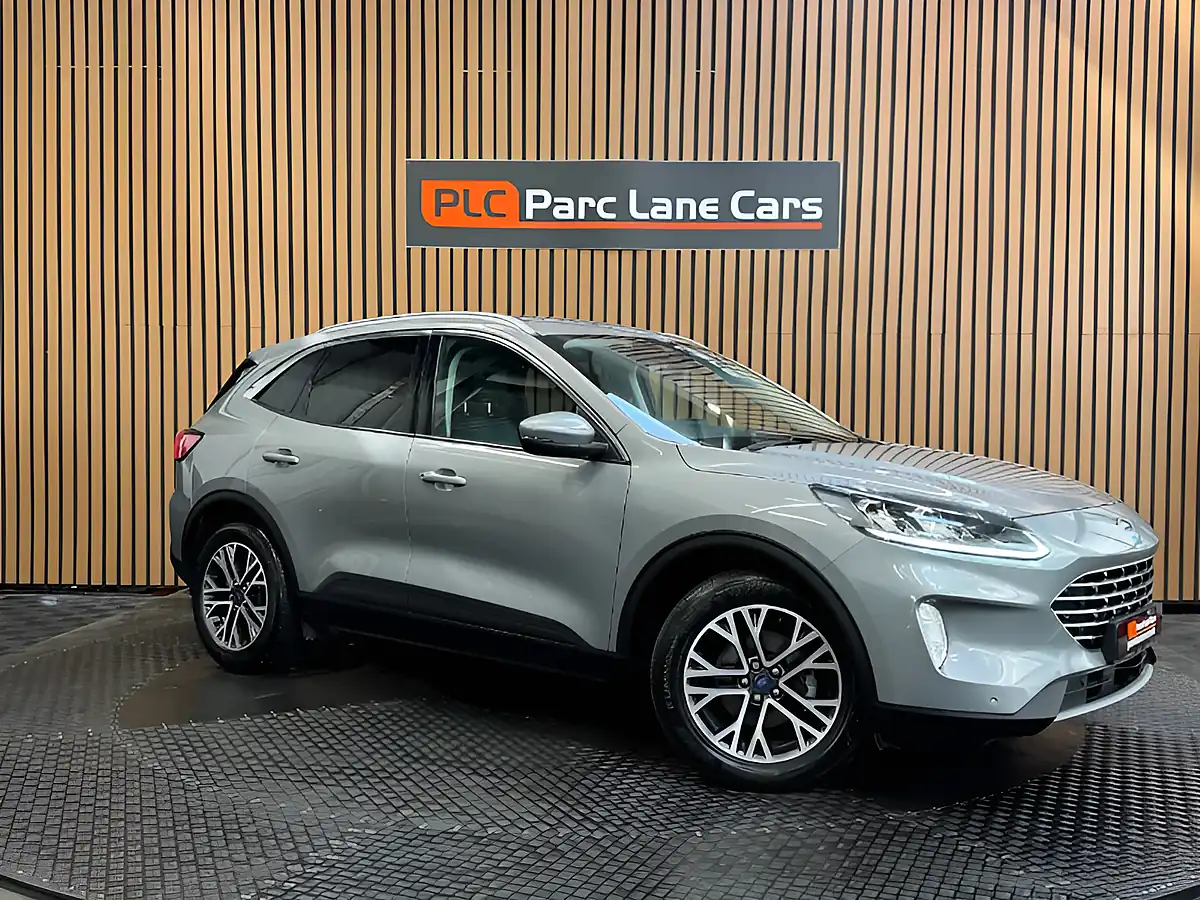 Used 2021 Ford Kuga Titanium Edition Solar Silver - Front View