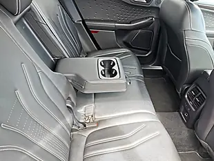 Used 2021 Ford Kuga Vignale Solar Silver - Interior and Exterior details 10